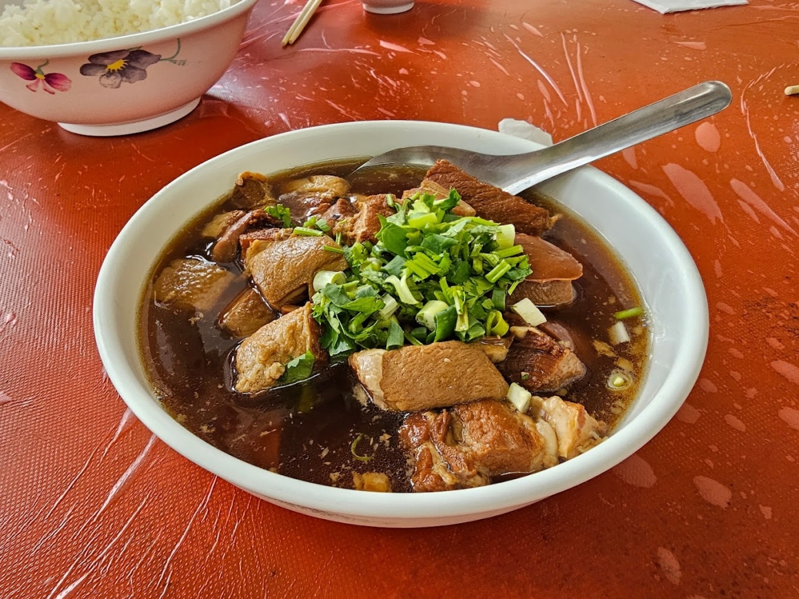 小琉球大福羊肉海鮮店 小琉球大福羊肉海鮮店羊肉熱炒與合菜